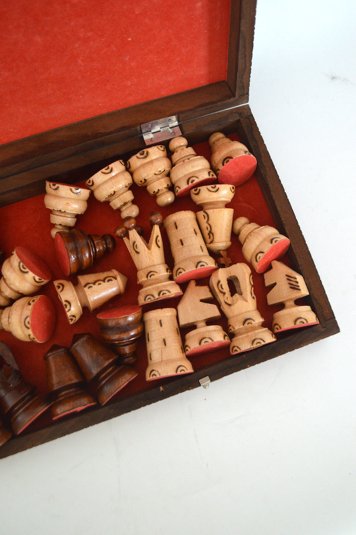 boite d'échecs en bois