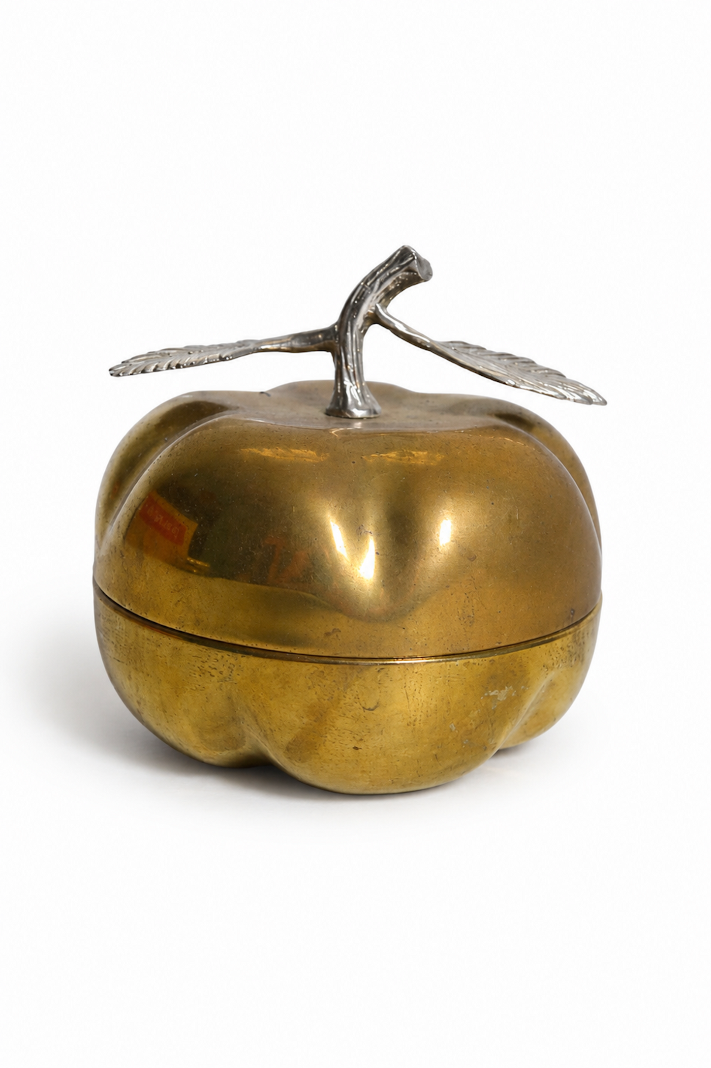 Boîte pomme en laiton