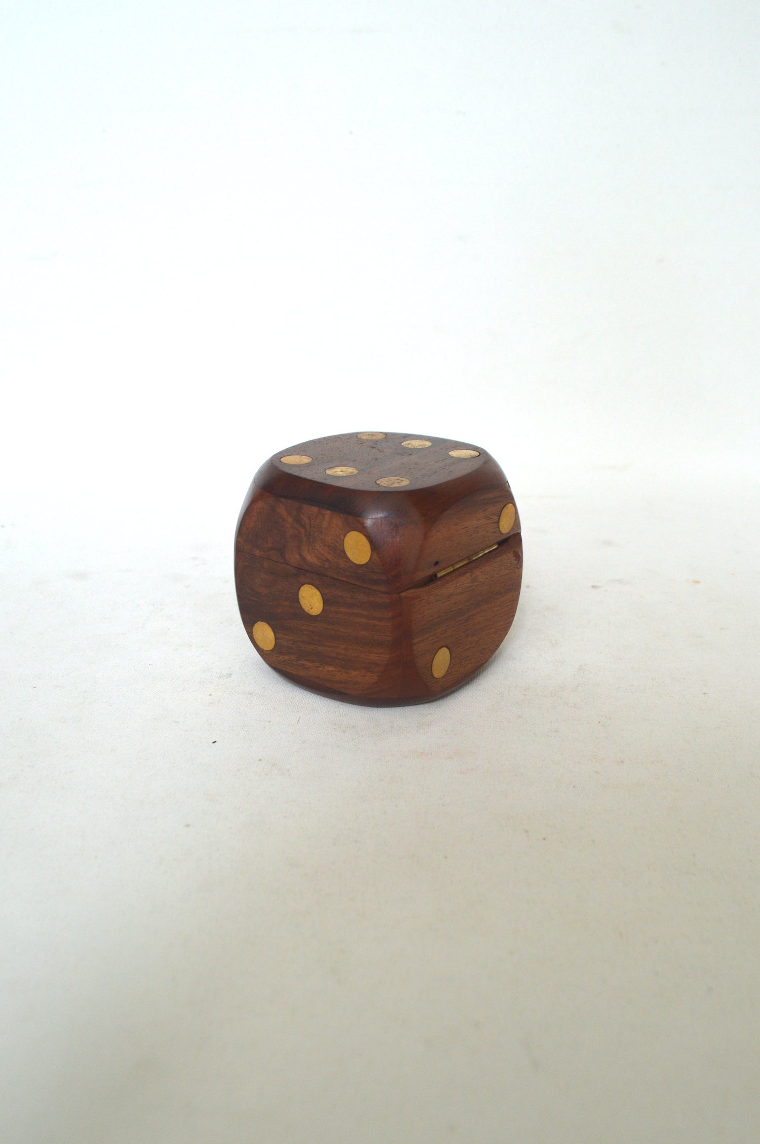 boite-vintage-en-bois
