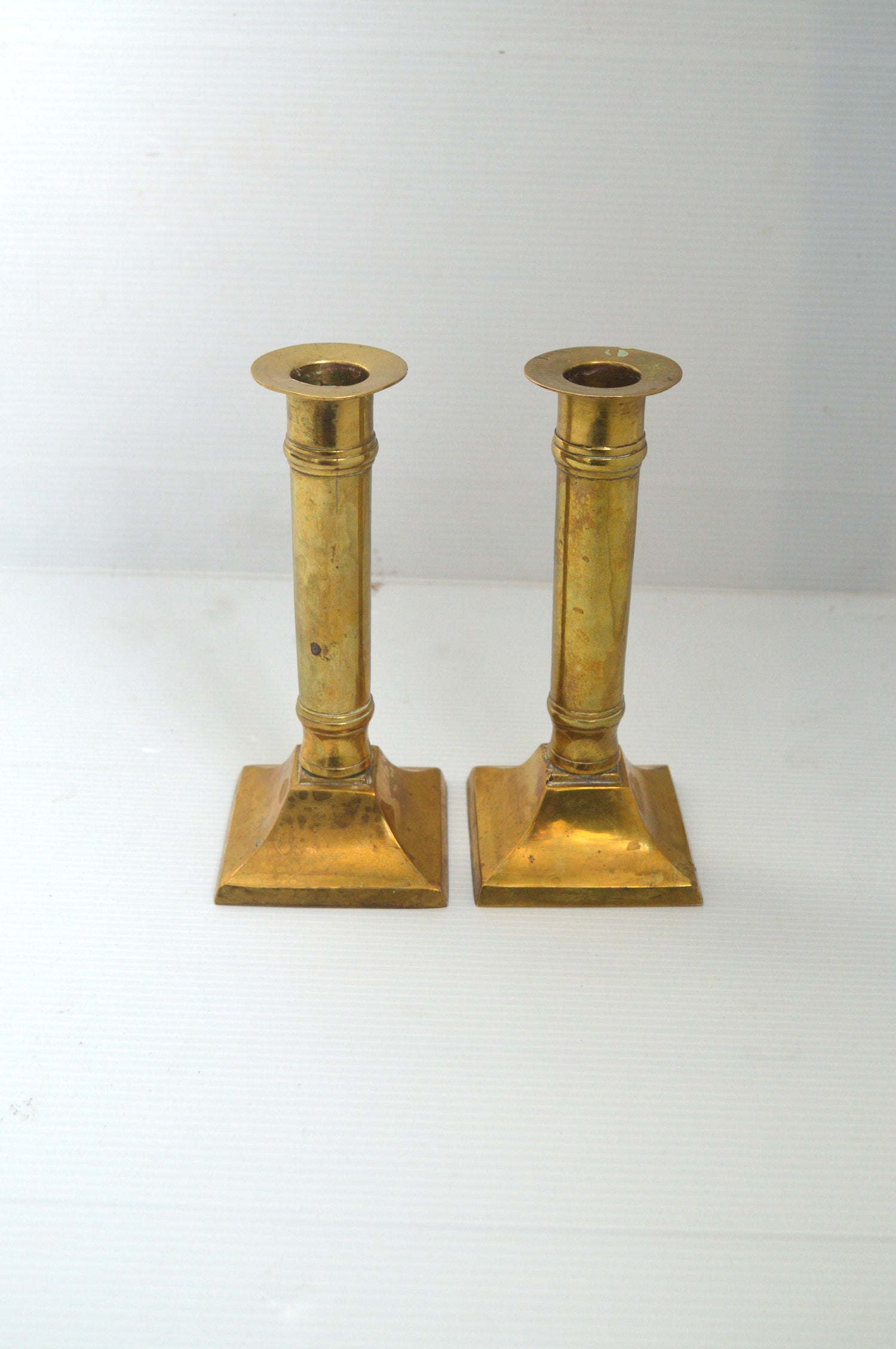 bougeoir-doré-ancien