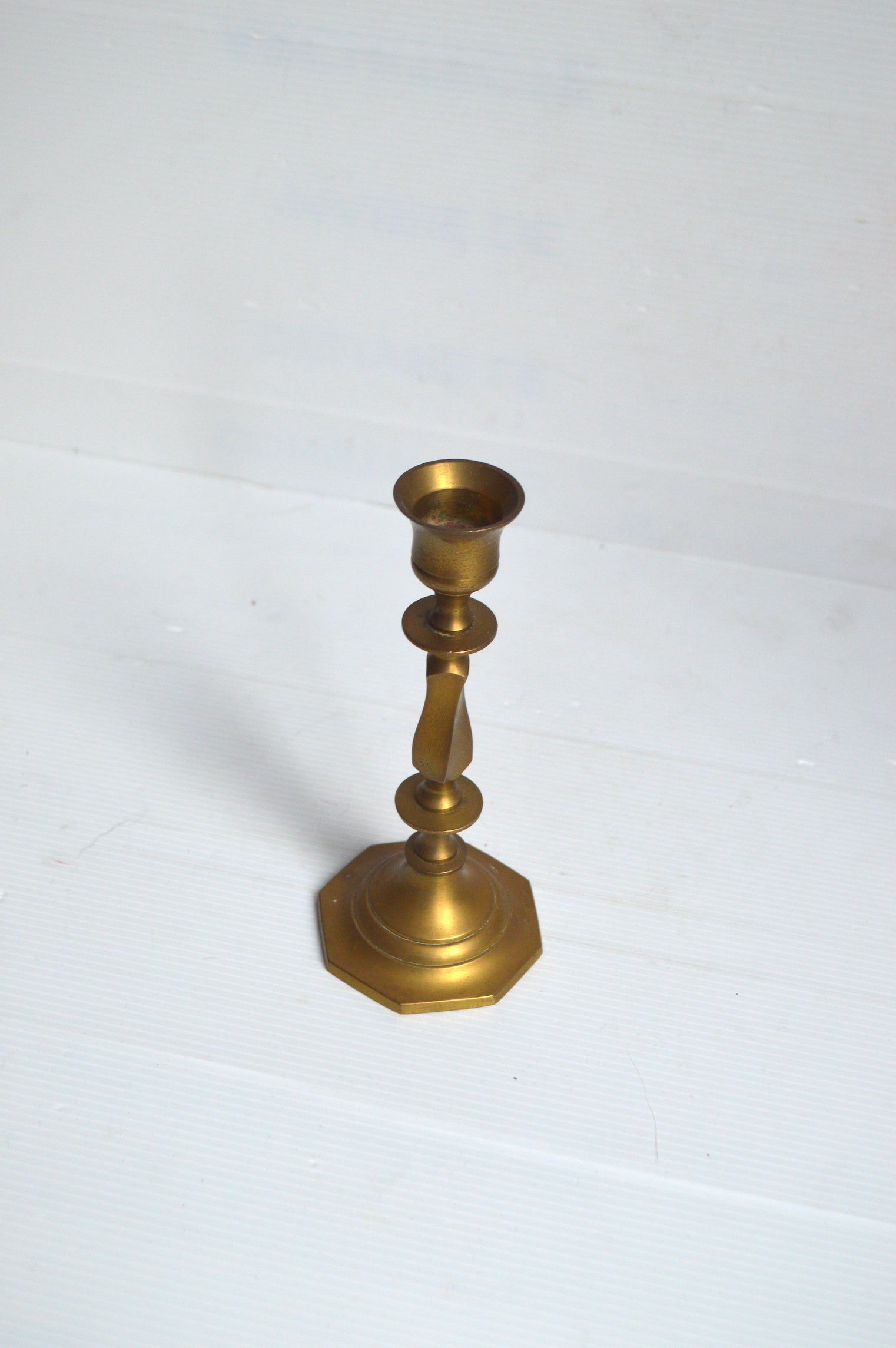 bougeoir-doré-vintage
