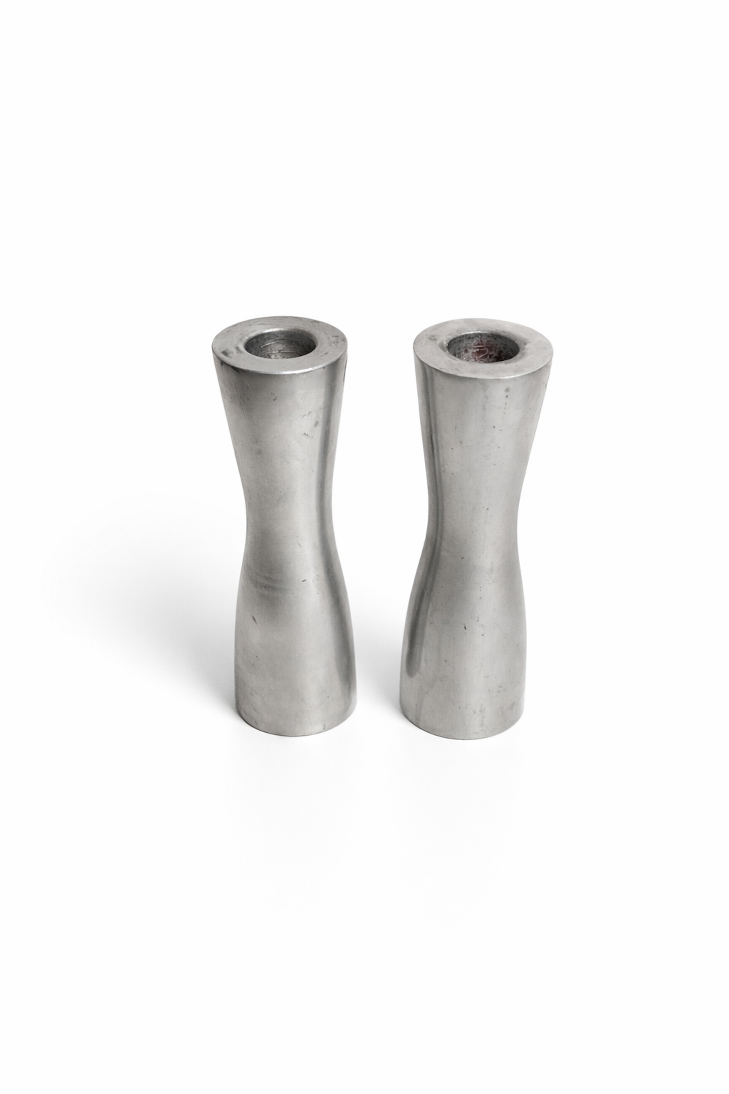 Bougeoirs en aluminium