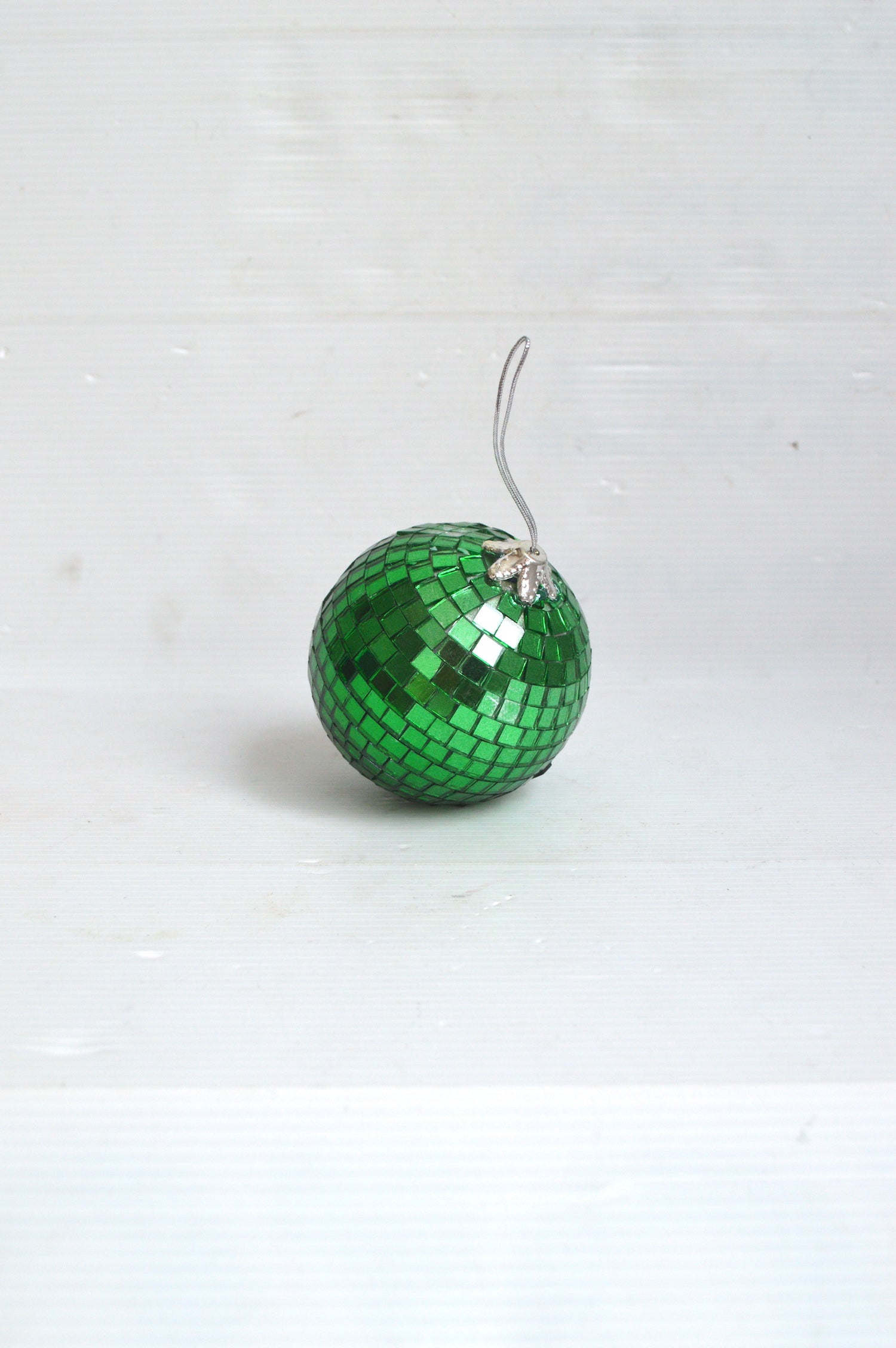 boule-à-facettes-verte