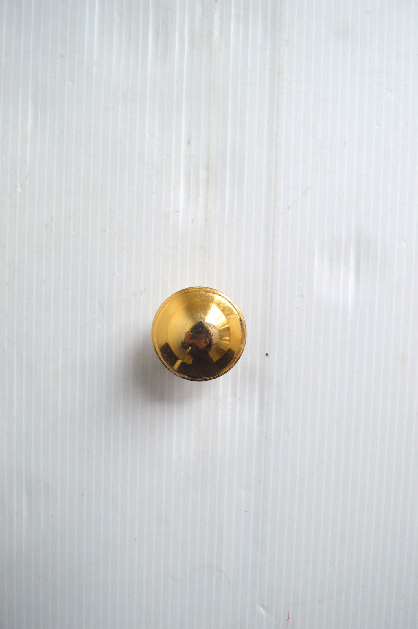 bouton-de-meuble-en-laiton