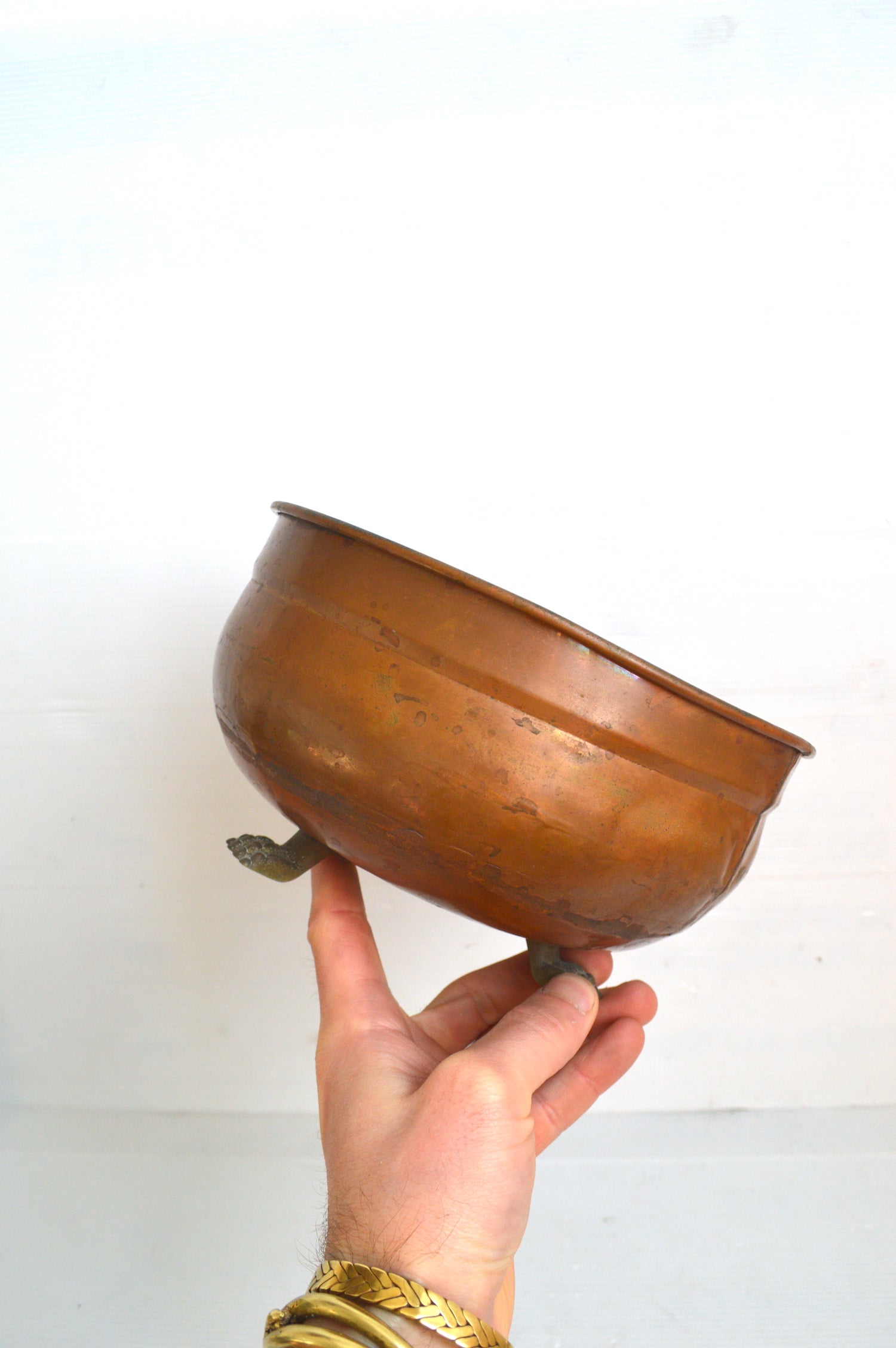 cache-pot-en-cuivre