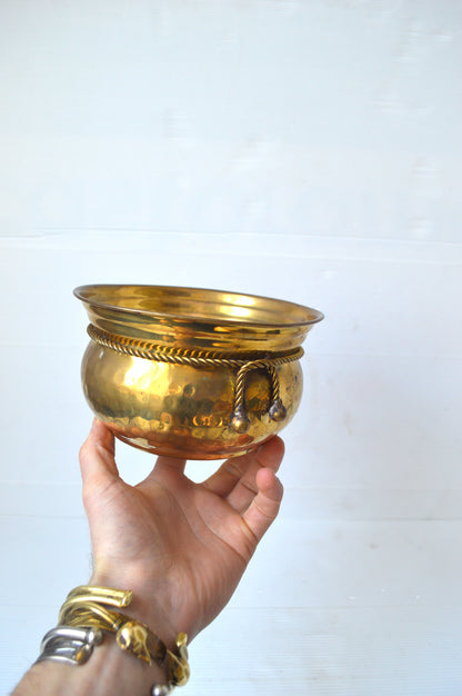 Cache-pot doré