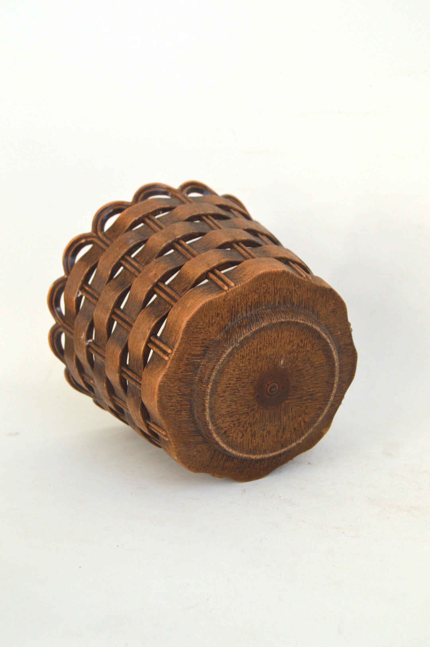 cache-pot-plastique-vintage