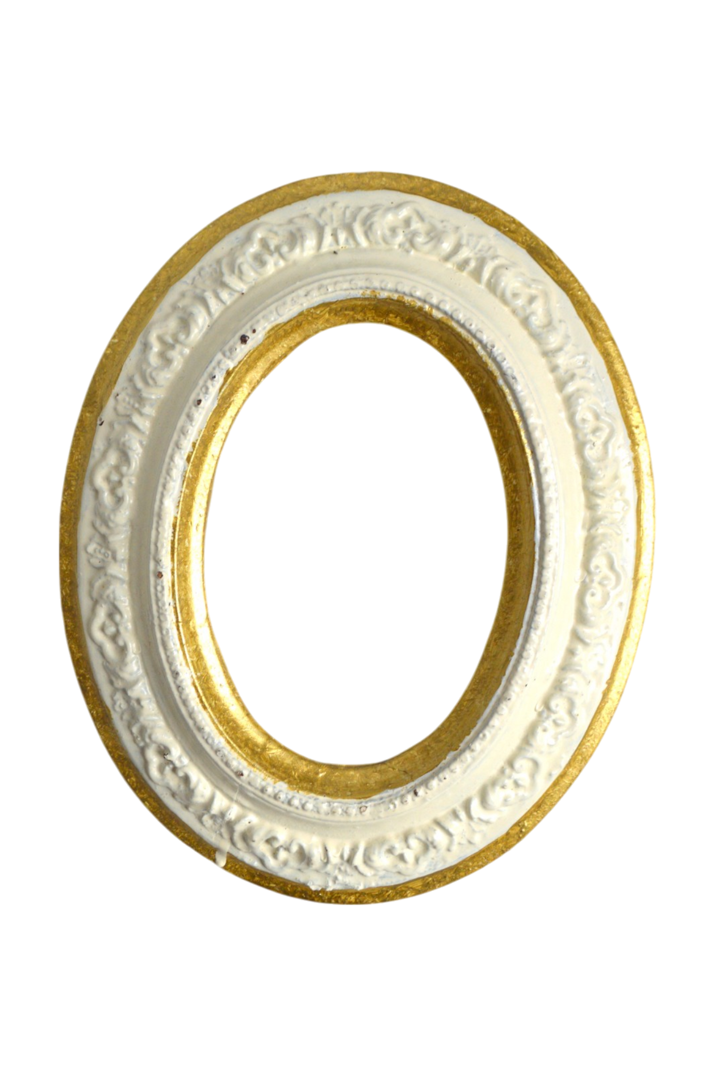 cadre-en-platre-doré