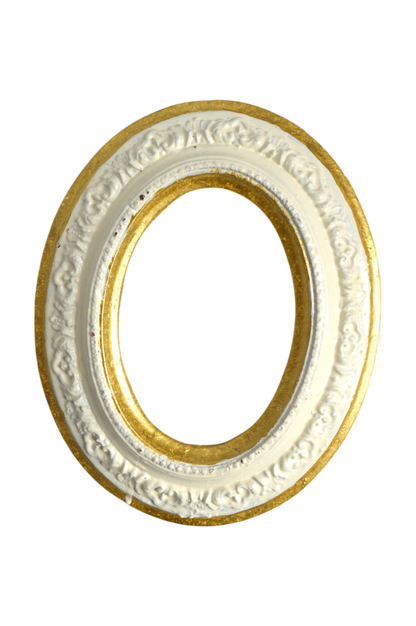 cadre-en-platre-doré