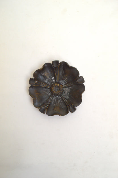 cendrier-en-bronze