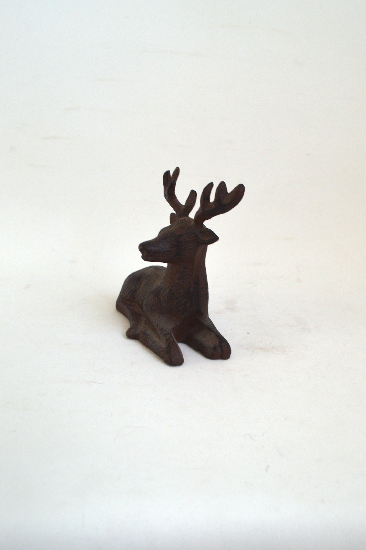 cerf-en-fonte-decoratif