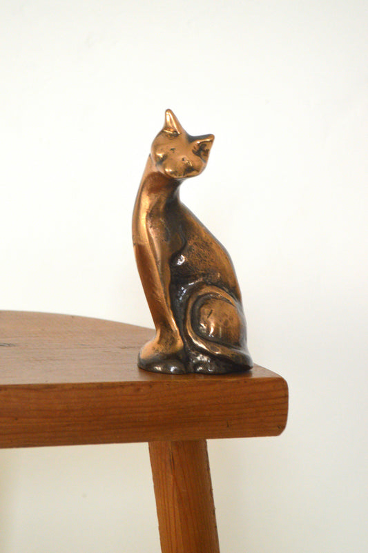 chat en bronze