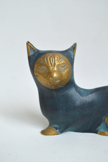 chat-en-laiton
