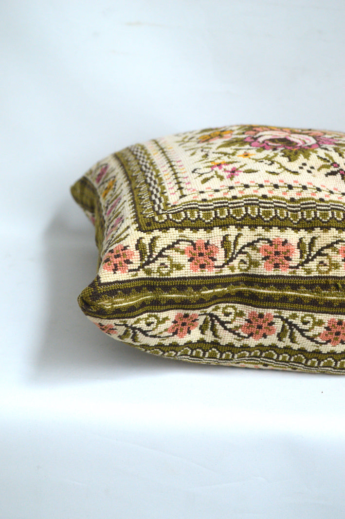 coussin brodé