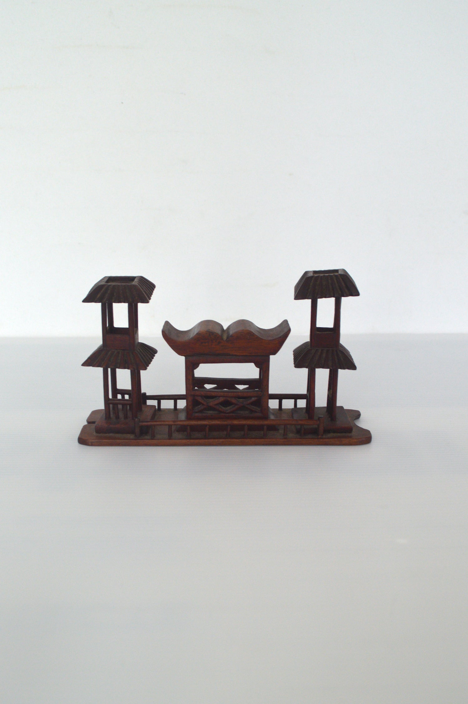 diorama-chinois-en-bois