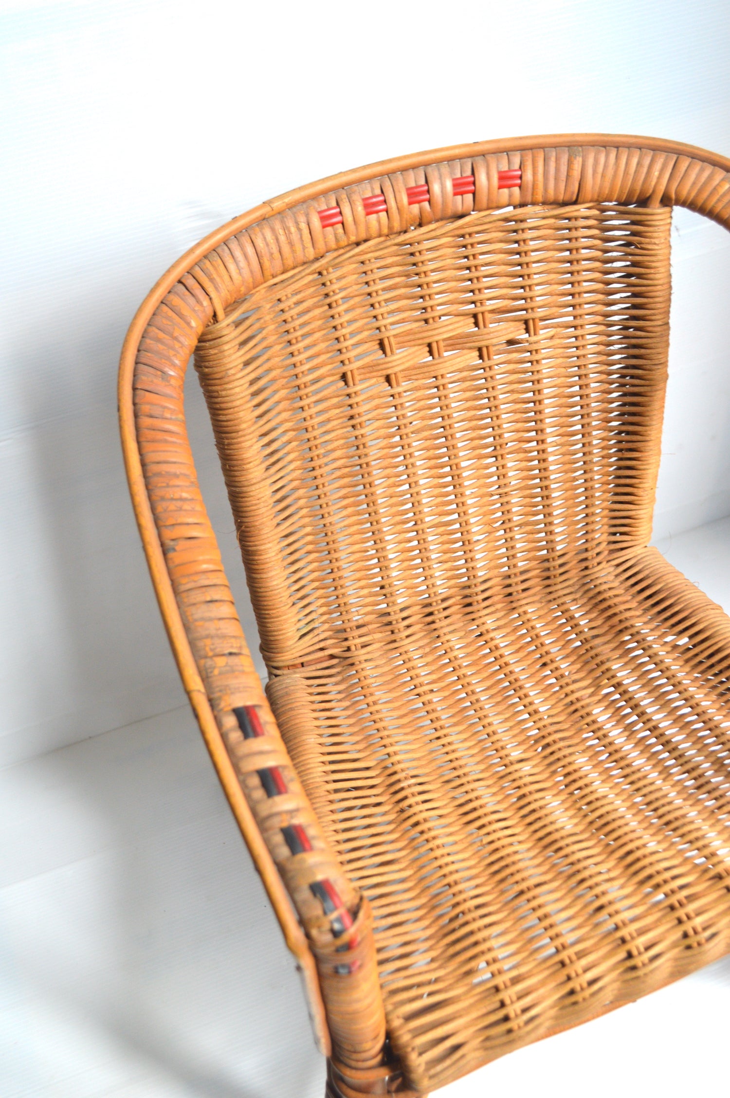 fauteuil-enfant-rotin