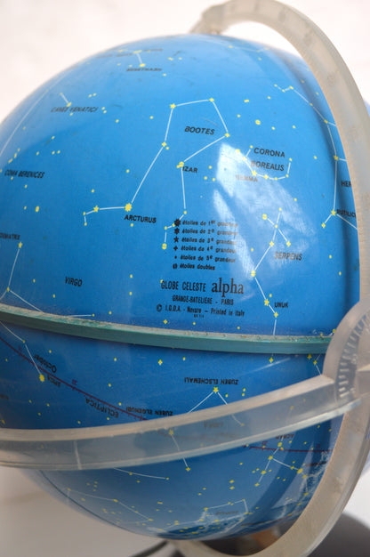 globe-celeste-alpha-lumineux