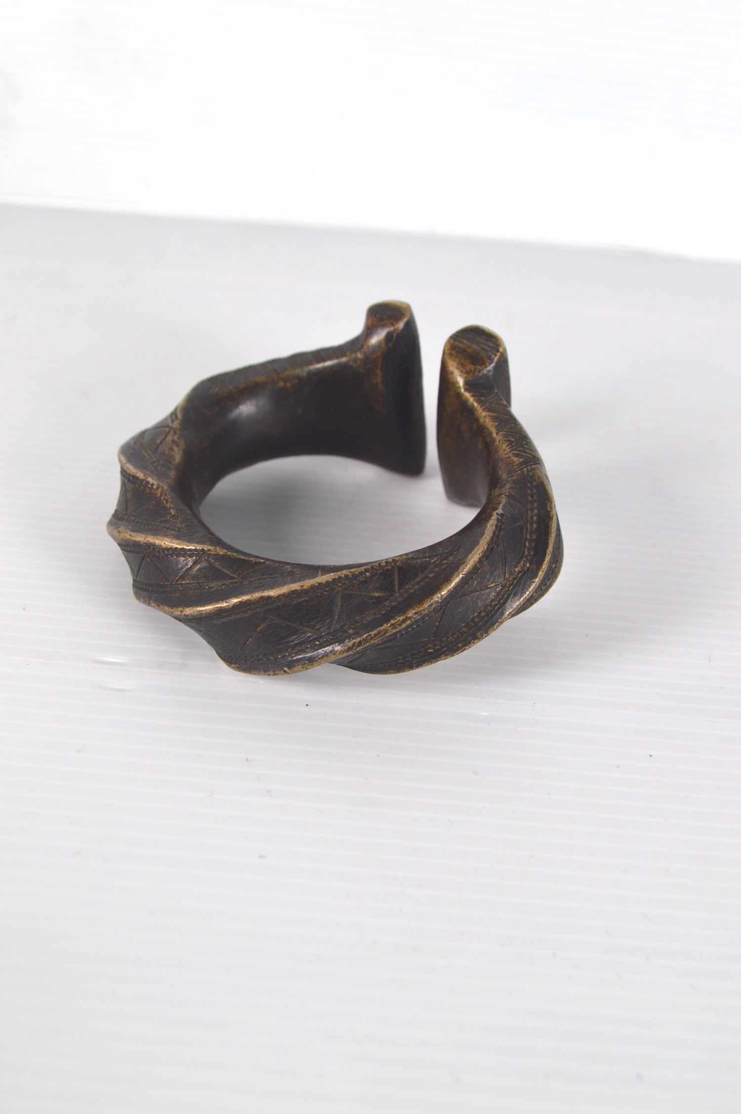 jonc-africain-en-bronze