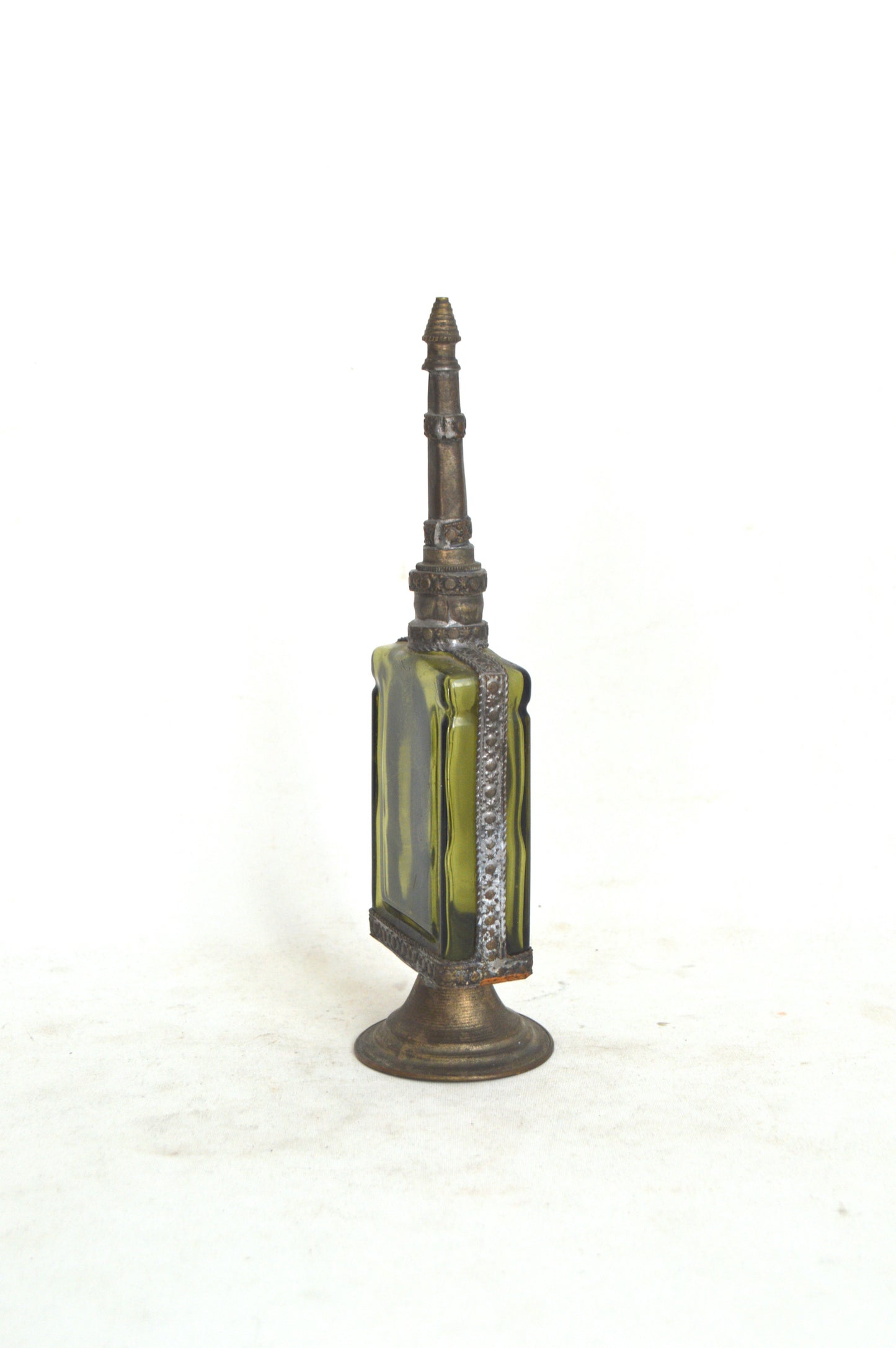 lance-parfum-en-verre