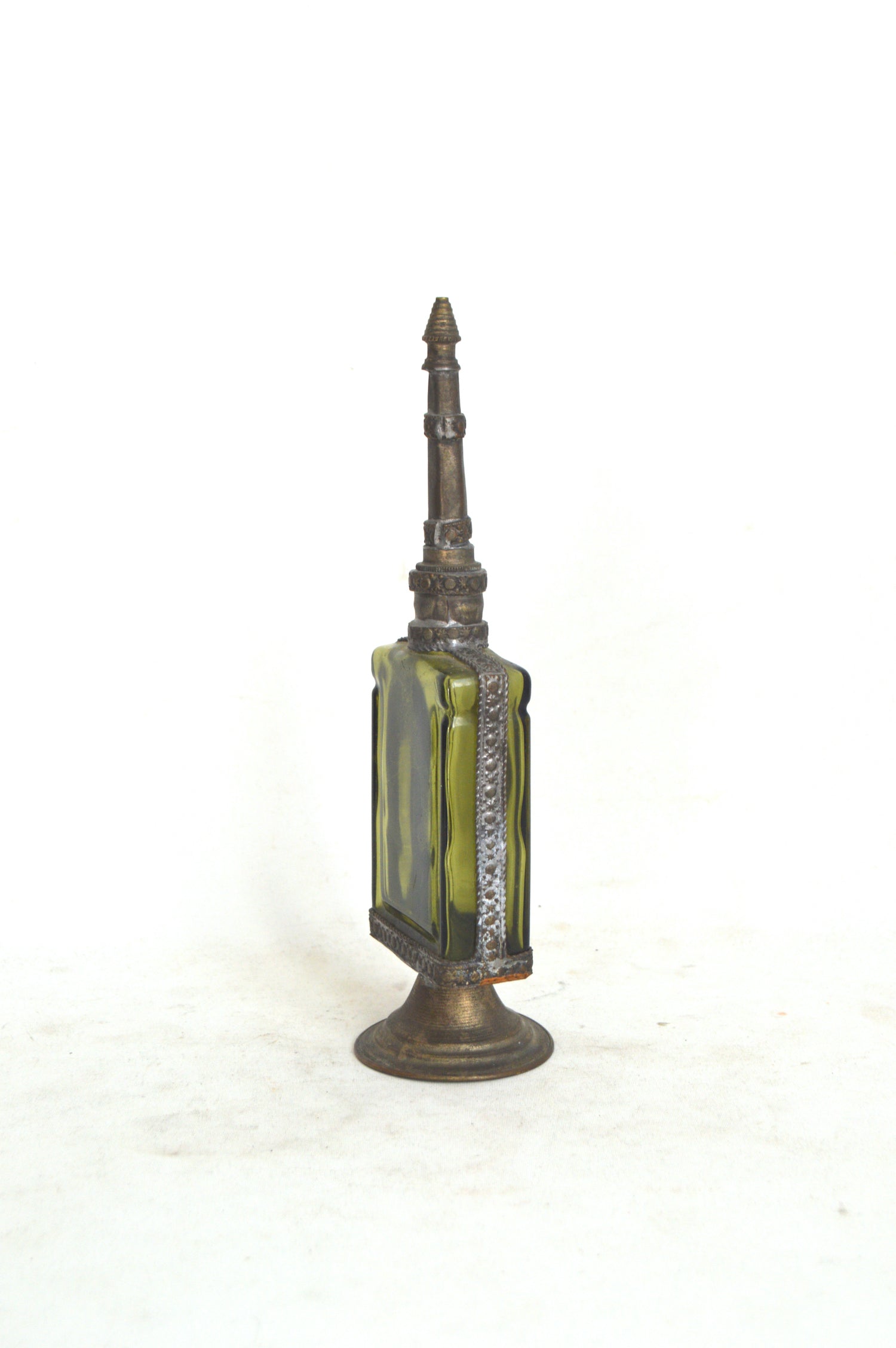 lance-parfum-en-verre