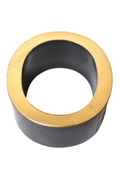 Petite lettre décorative dorée