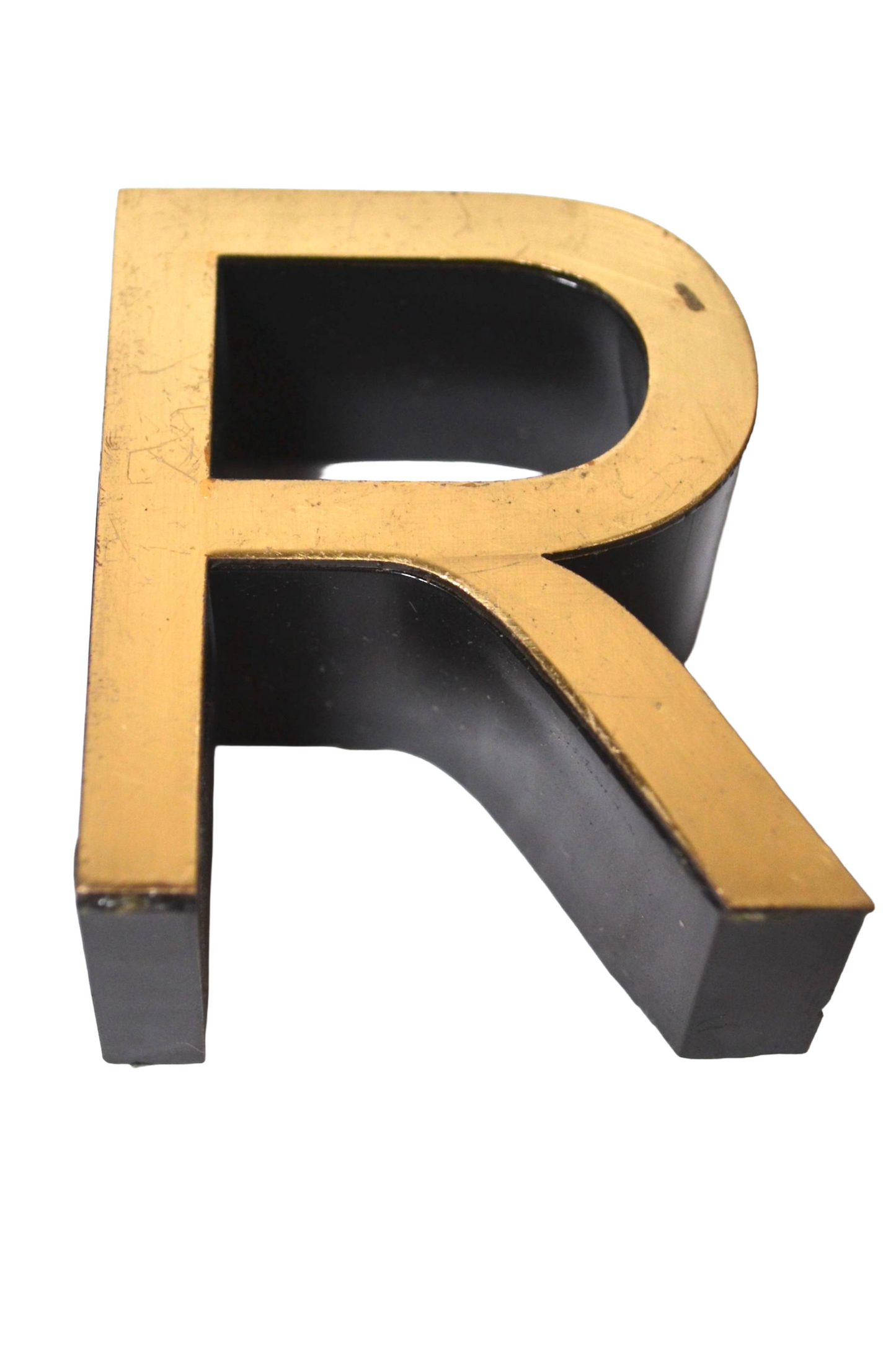 Petite lettre décorative dorée