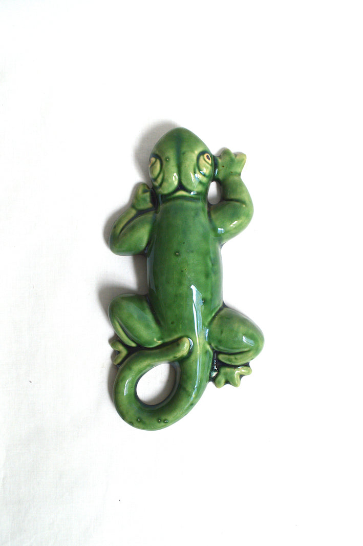 lézard décoratif en céramique