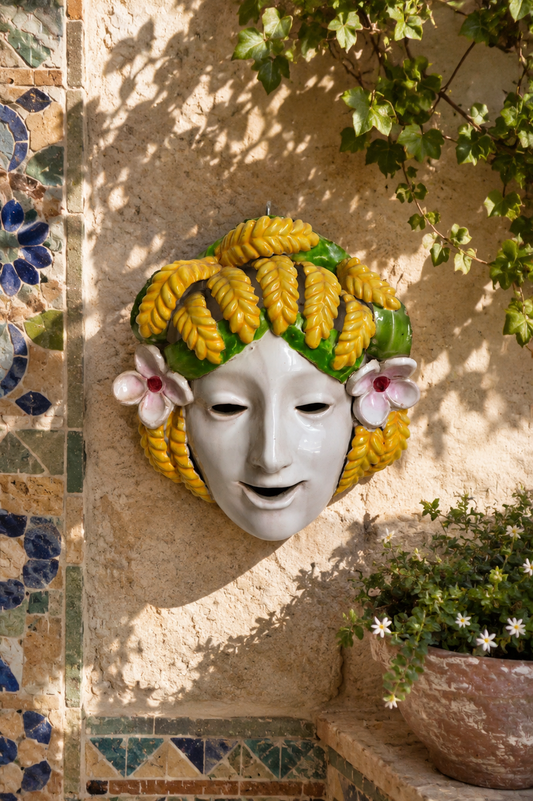 Masque italien en barbotine