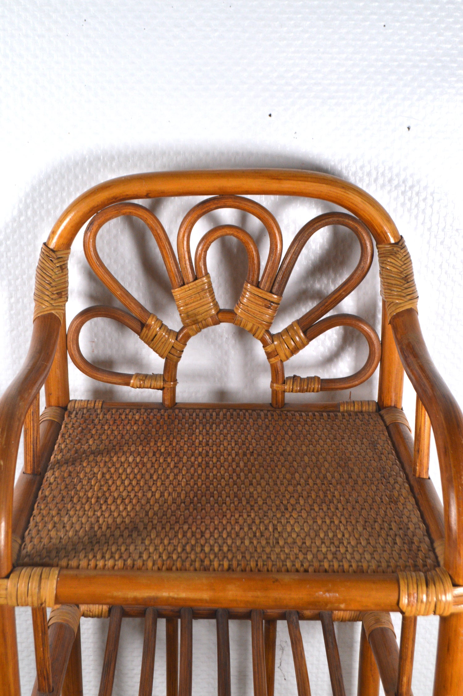meuble-de-rangement-en-rotin