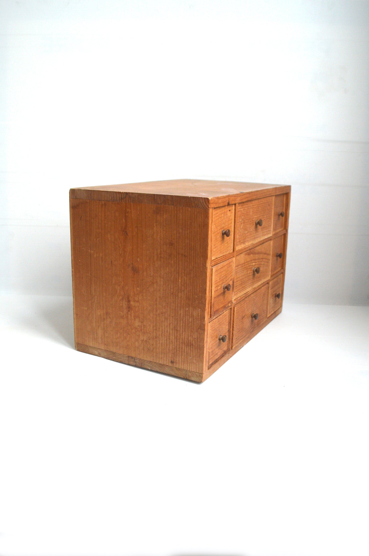 meuble-de-rangement-vintage