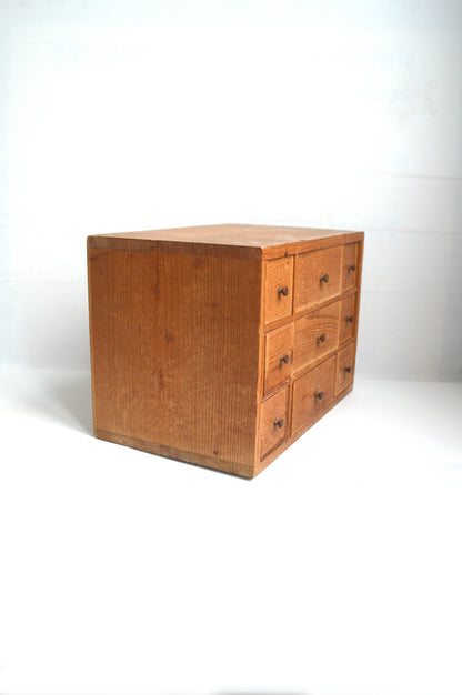 meuble-de-rangement-vintage