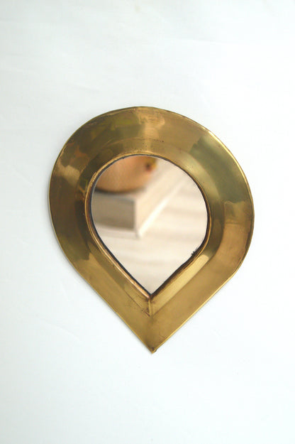 miroir en forme de goutte