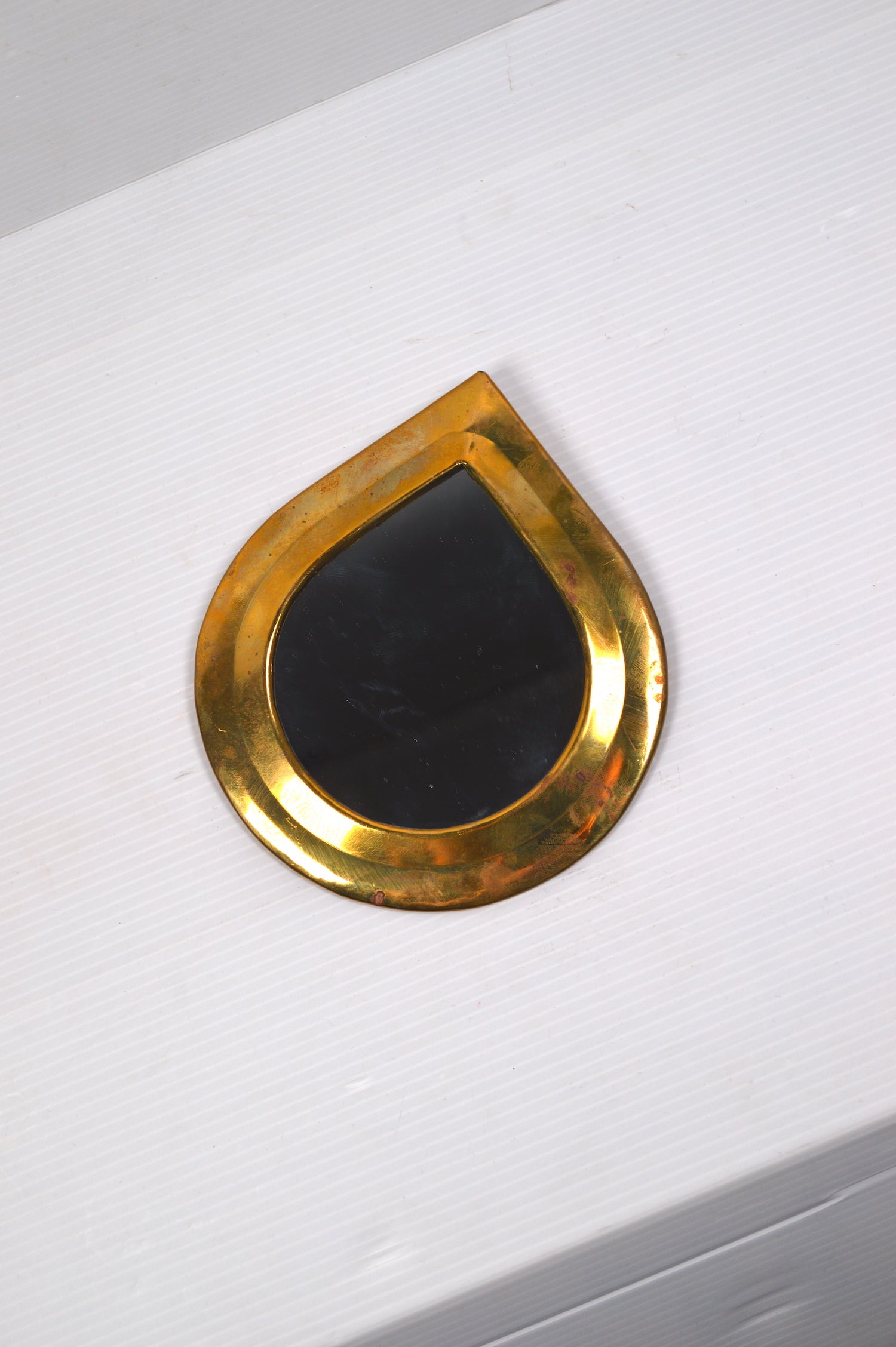miroir-goutte-en-laiton