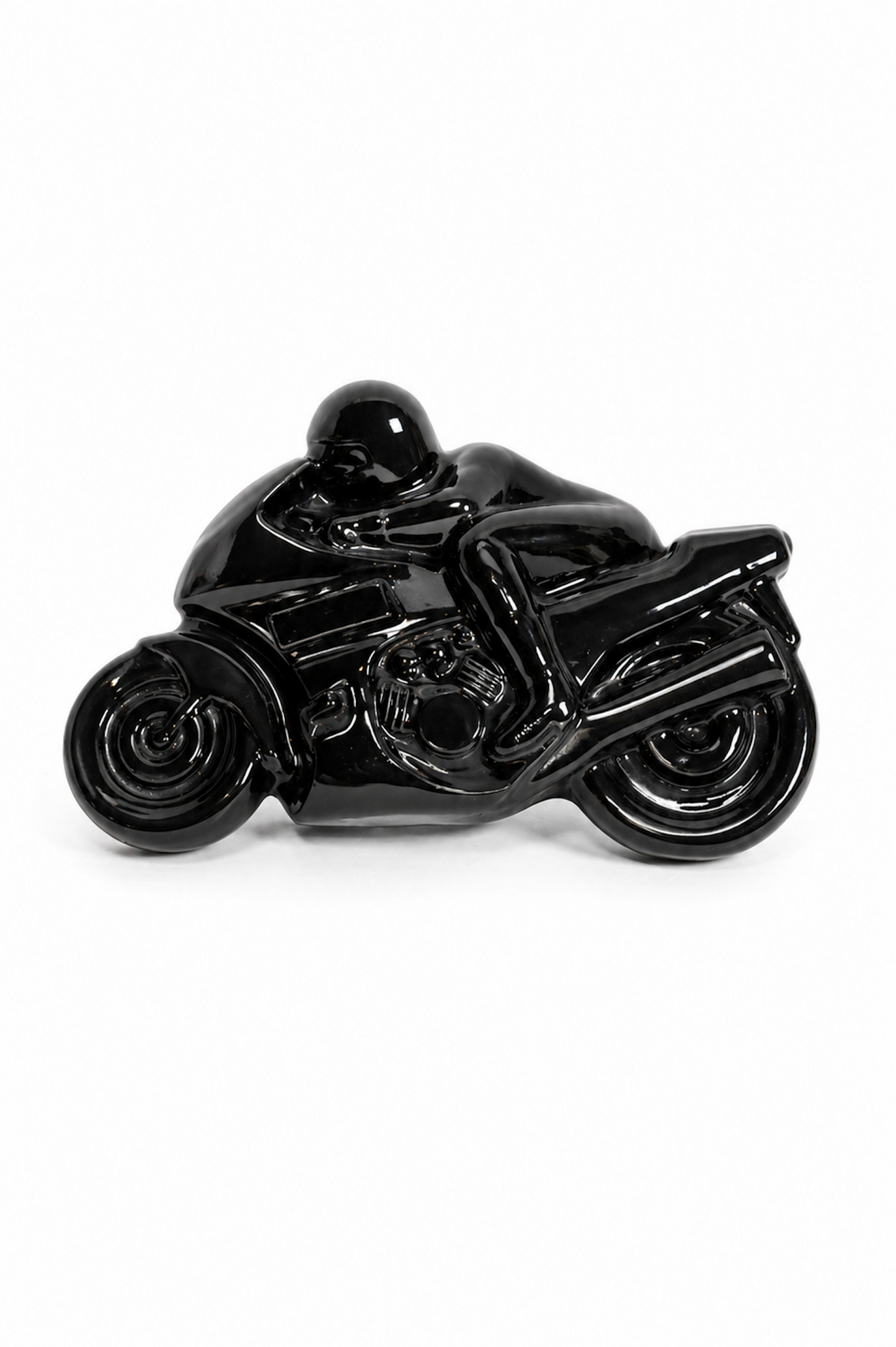 Moto en céramique