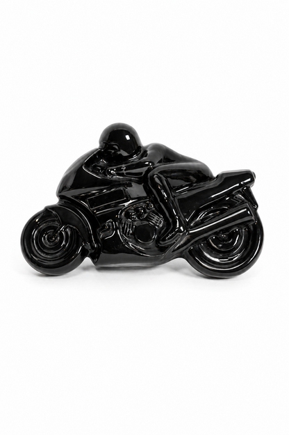Moto en céramique