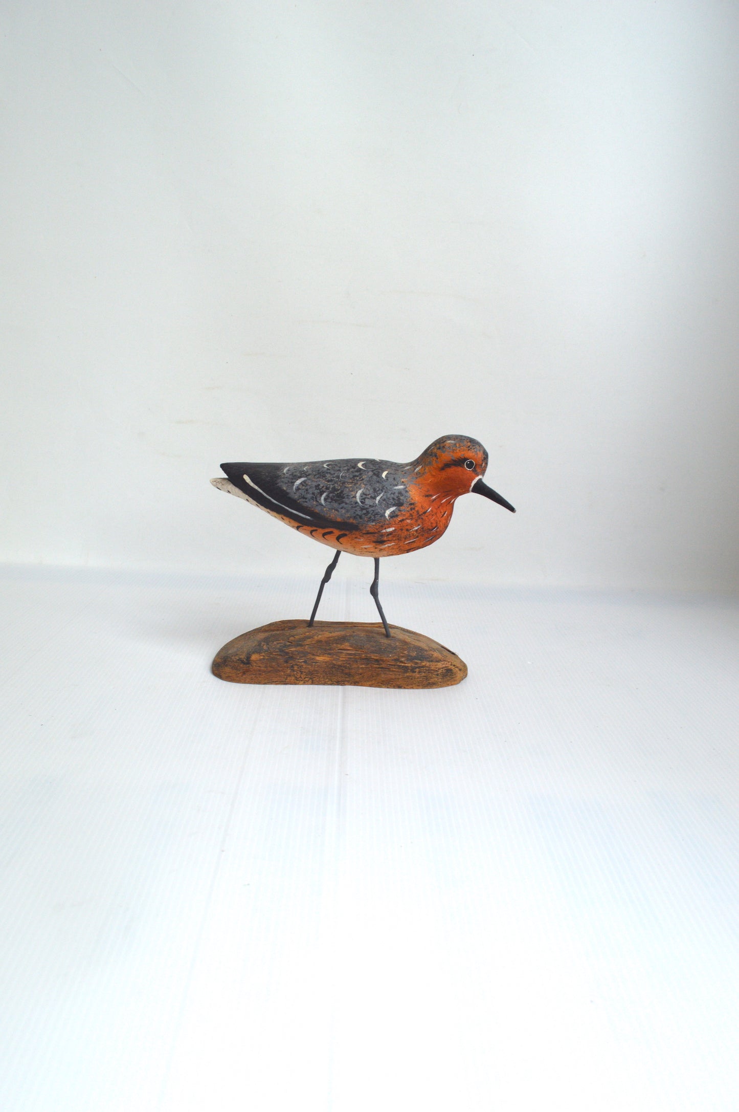 oiseau-décoratif-en-bois