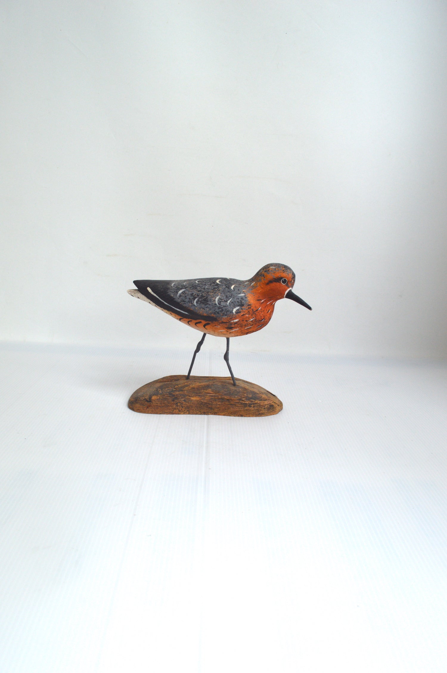 oiseau-décoratif-en-bois
