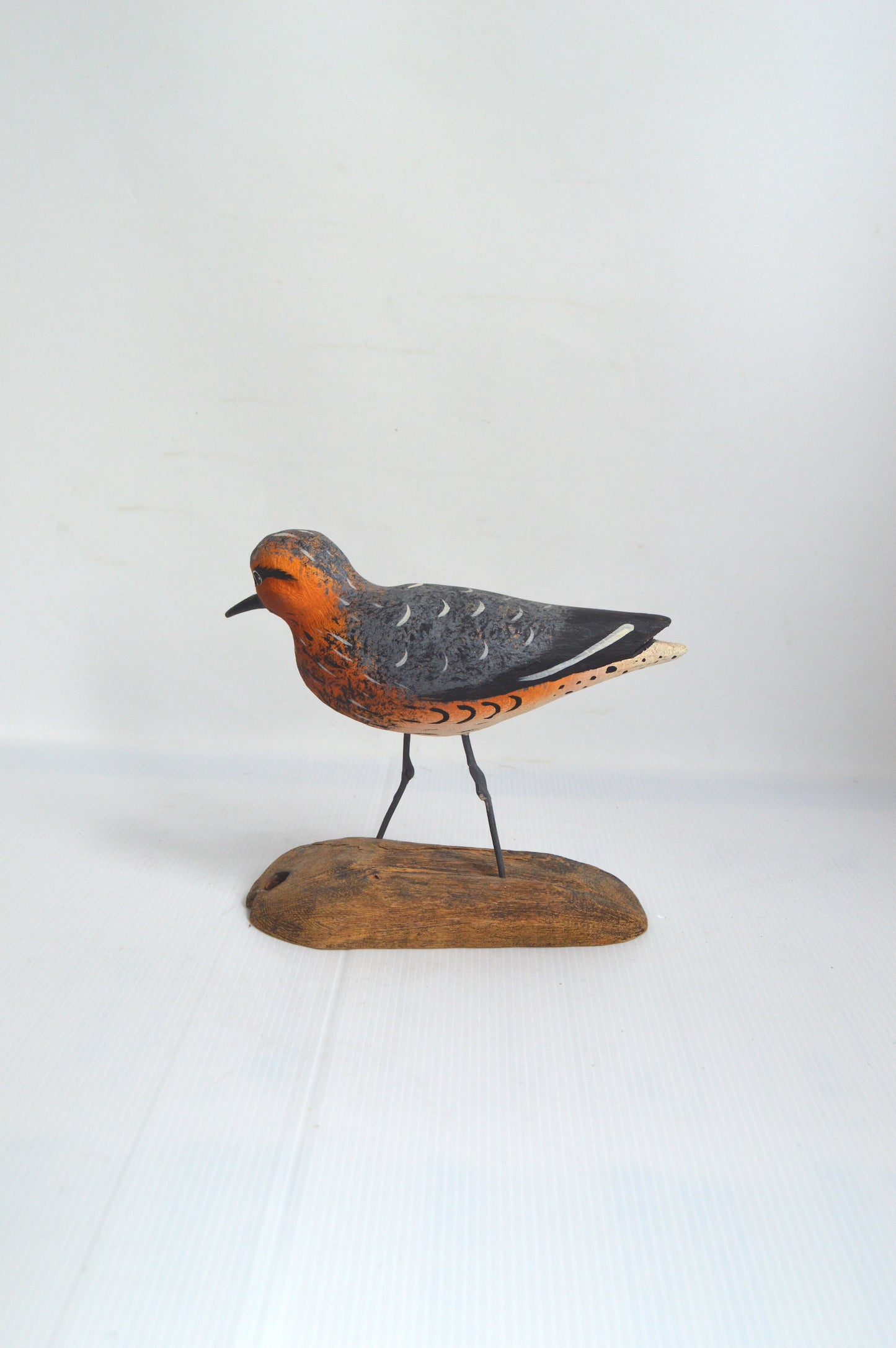 oiseau-en-bois-peint