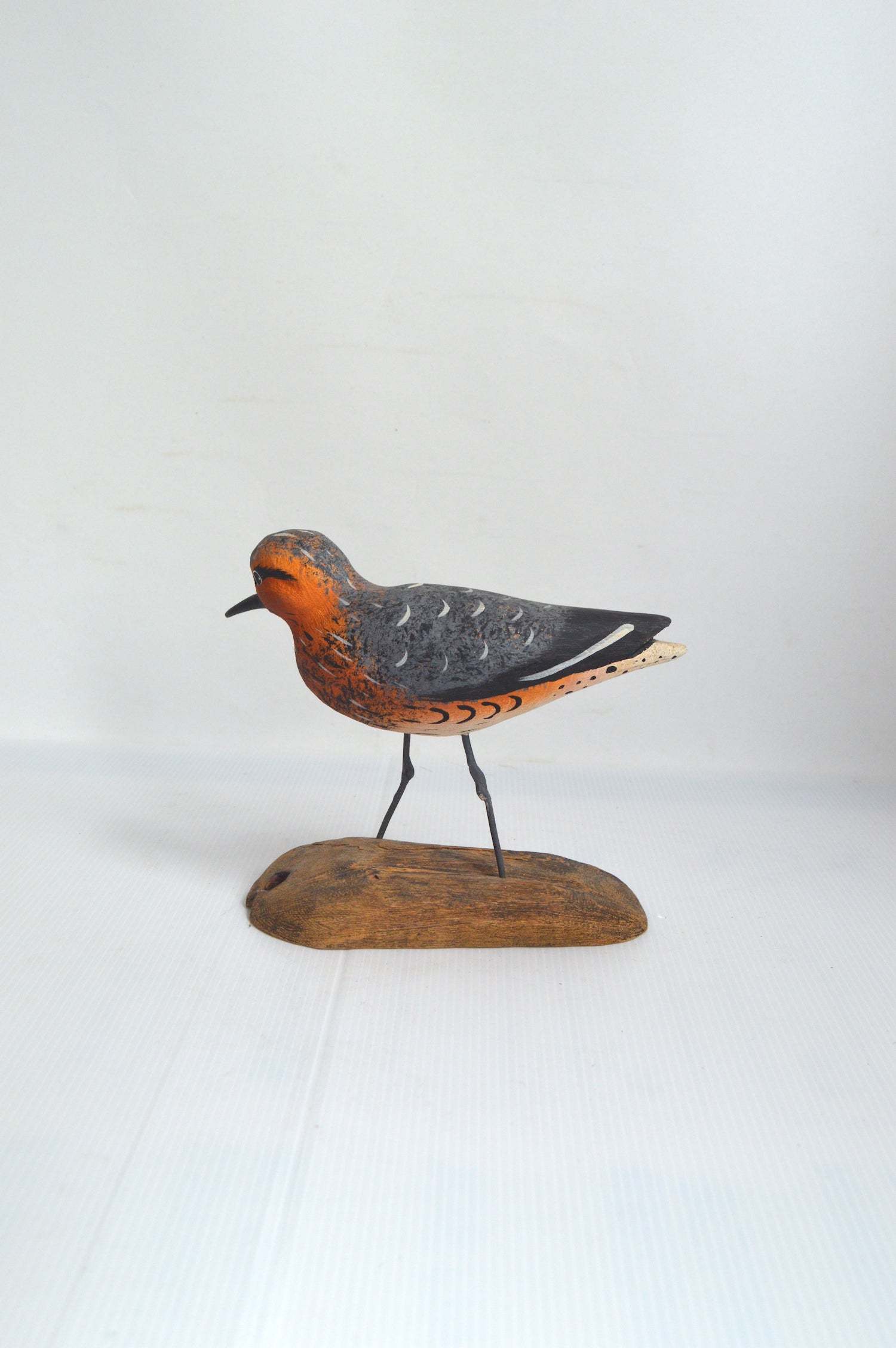 oiseau-en-bois-peint