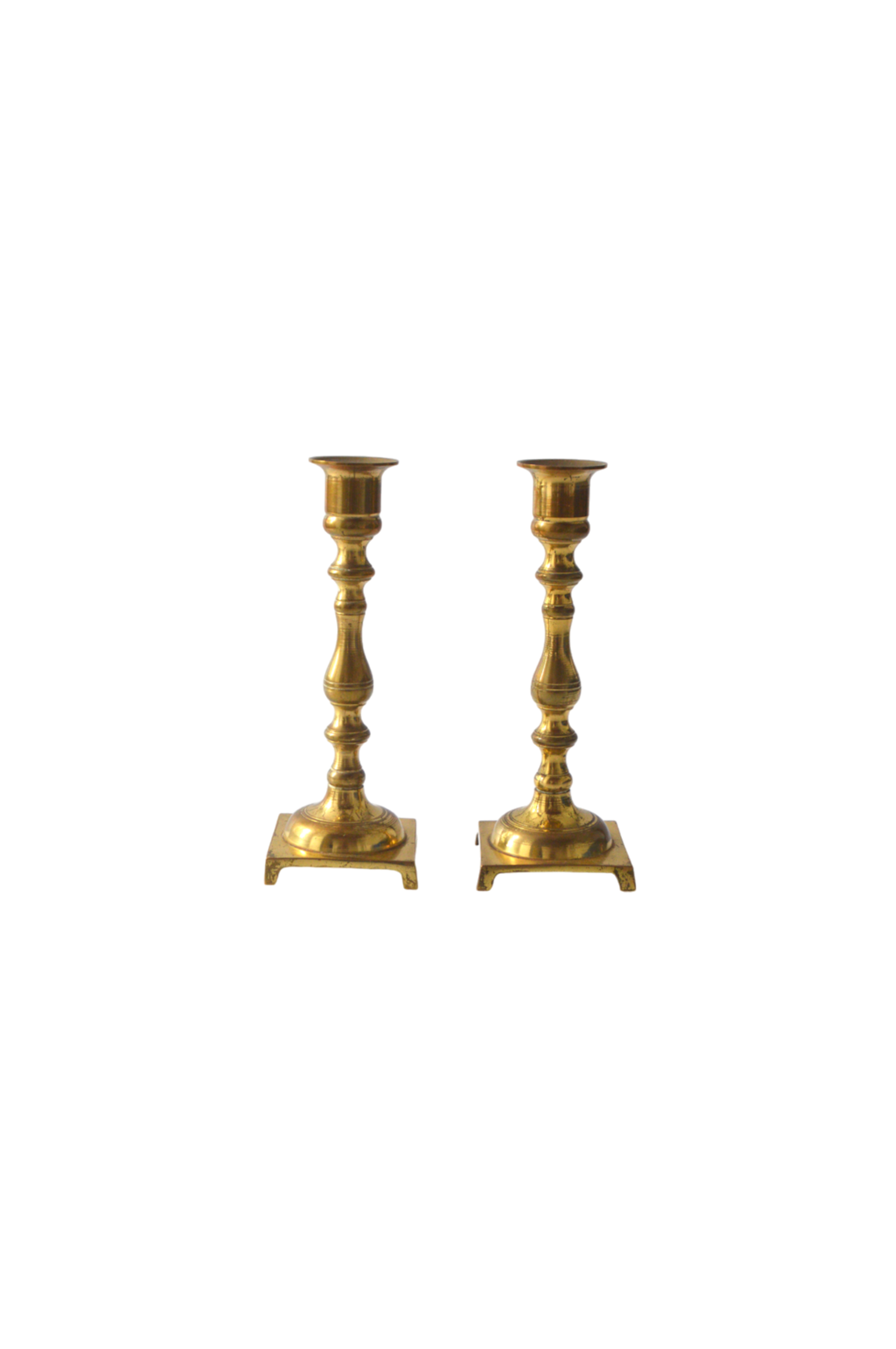 paire-de-chandeliers-en-laiton