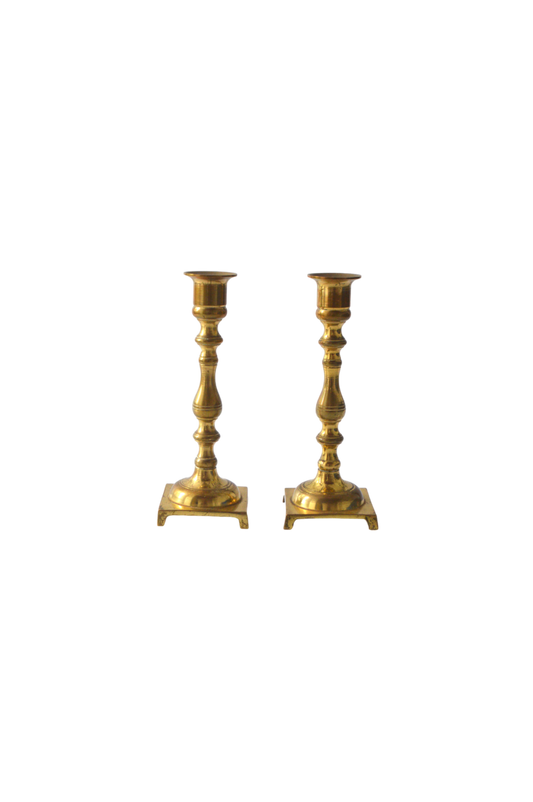 paire-de-chandeliers-en-laiton