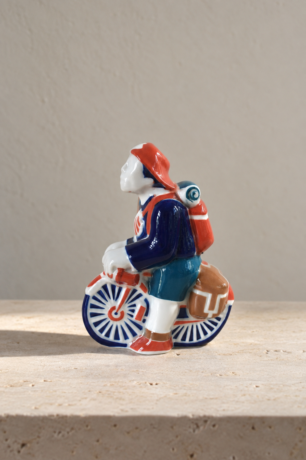 Pèlerin en Porcelaine