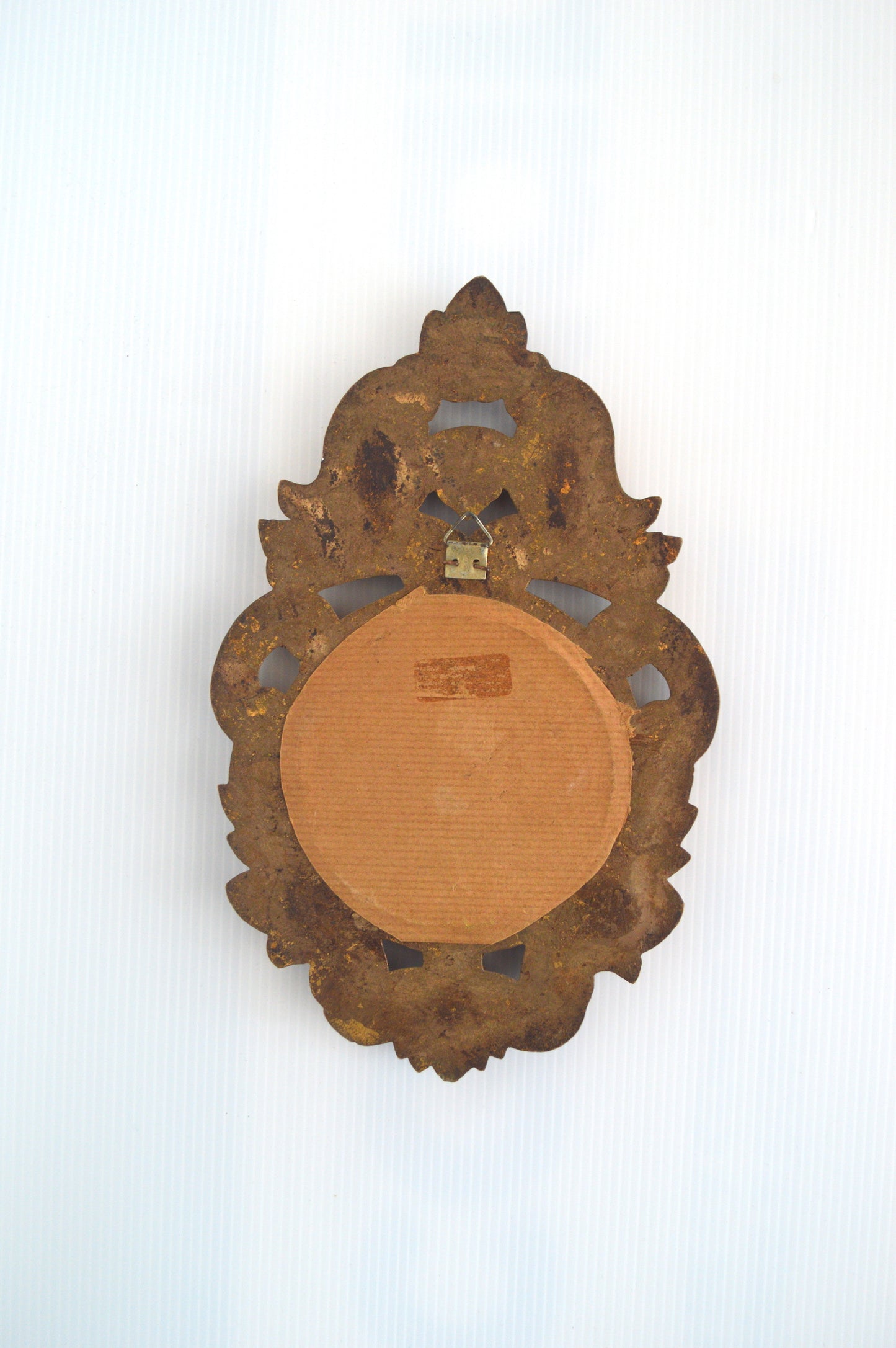 petit-miroir-doré-vintage