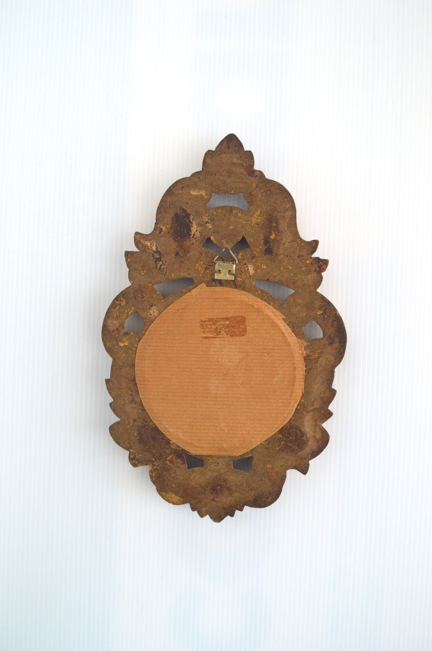 petit-miroir-doré-vintage