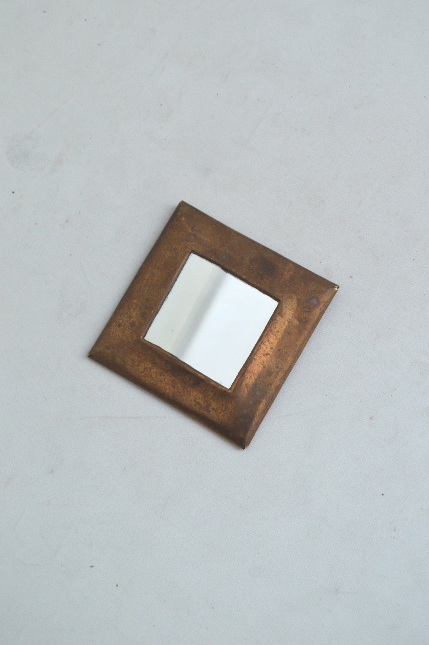 petit-miroir-vintage