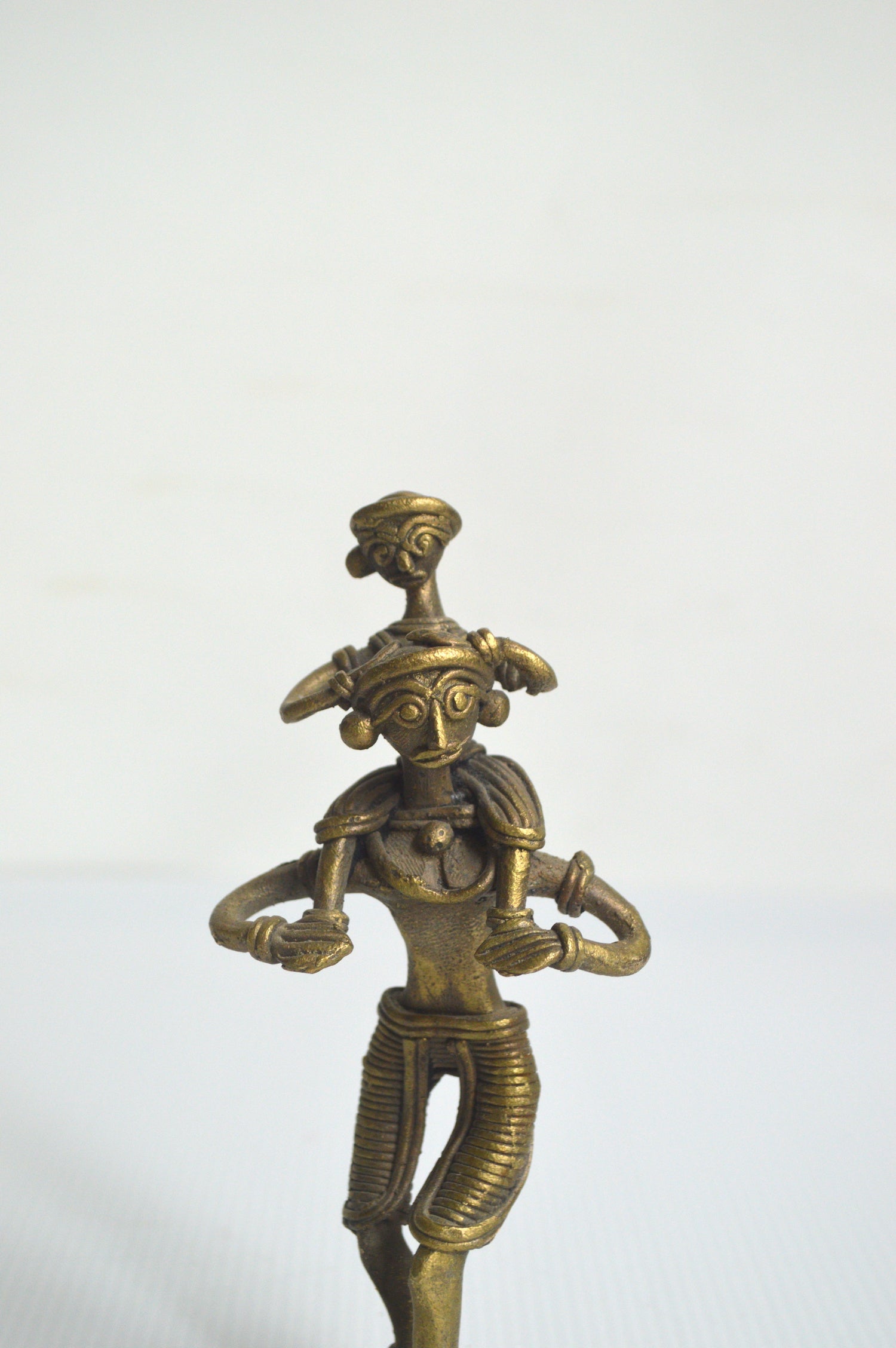 petit-personnage-en-bronze