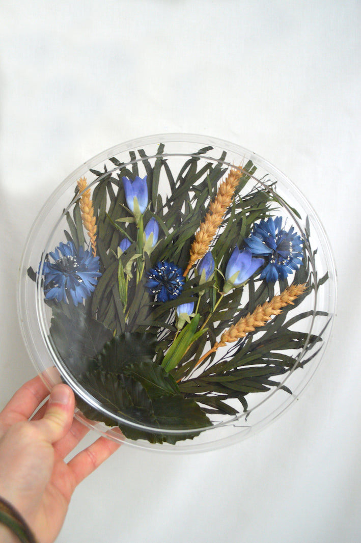 Plateau inclusion de fleurs