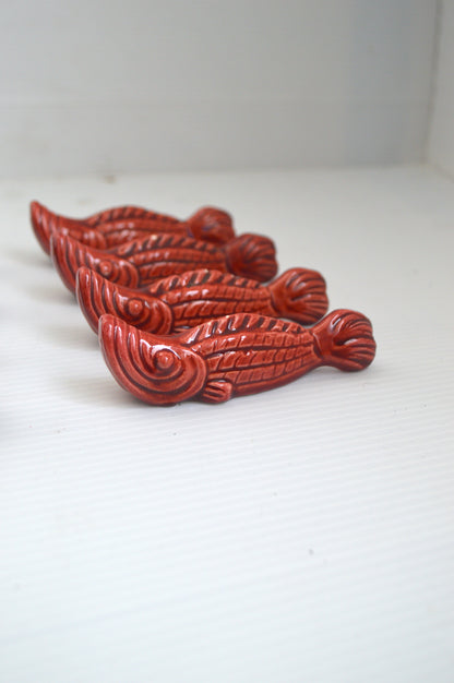 Repose-couteaux Poissons en barbotine
