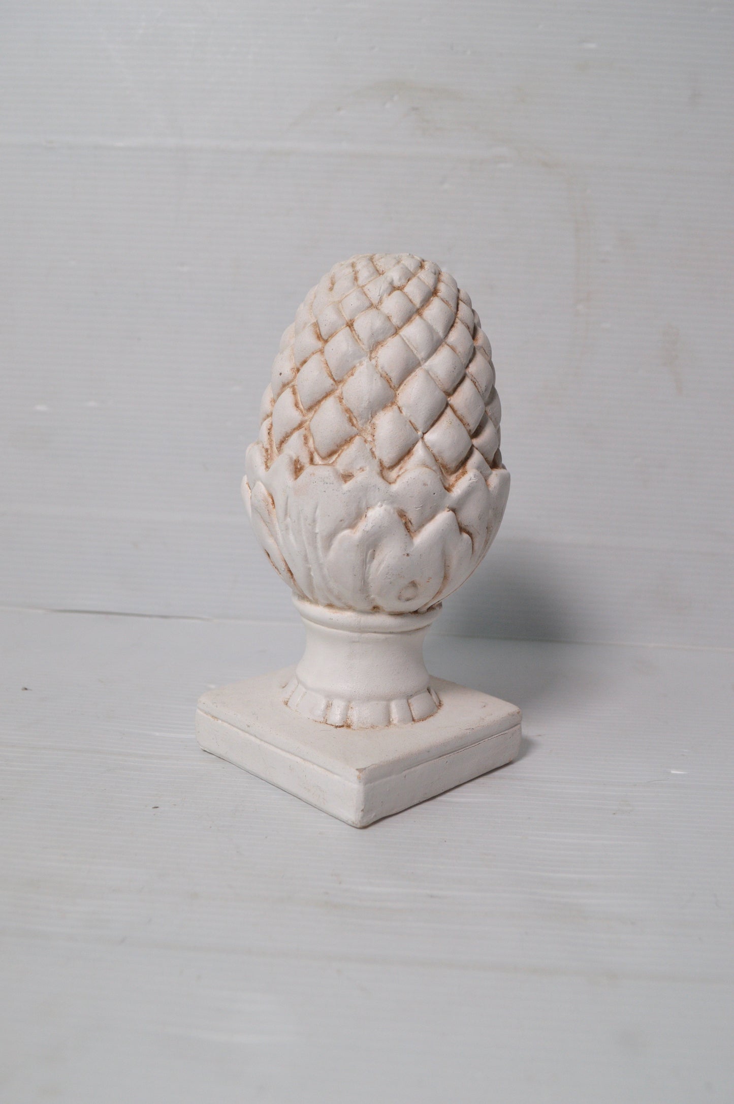 pomme-de-pin-décorative