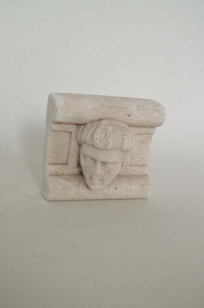 relief-antique-en-pierre